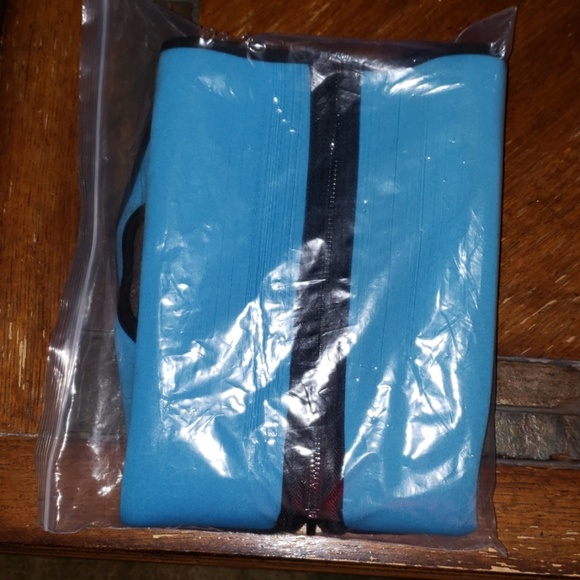 Faja - Picture 4 of 4